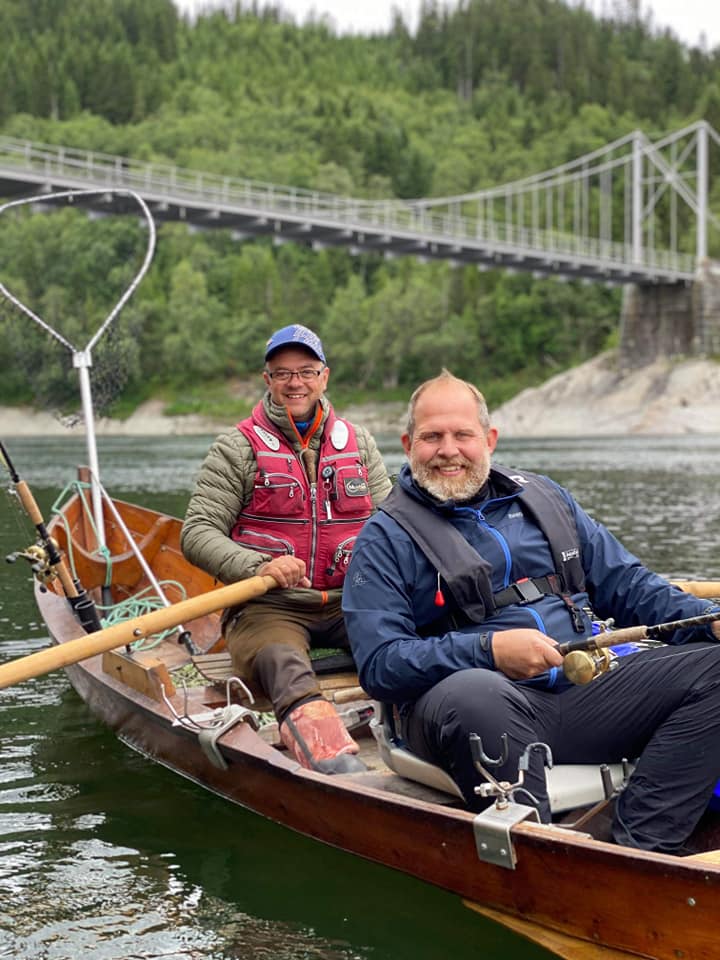 Namsen_østduun_fiske_båtfiske_roing_landstad