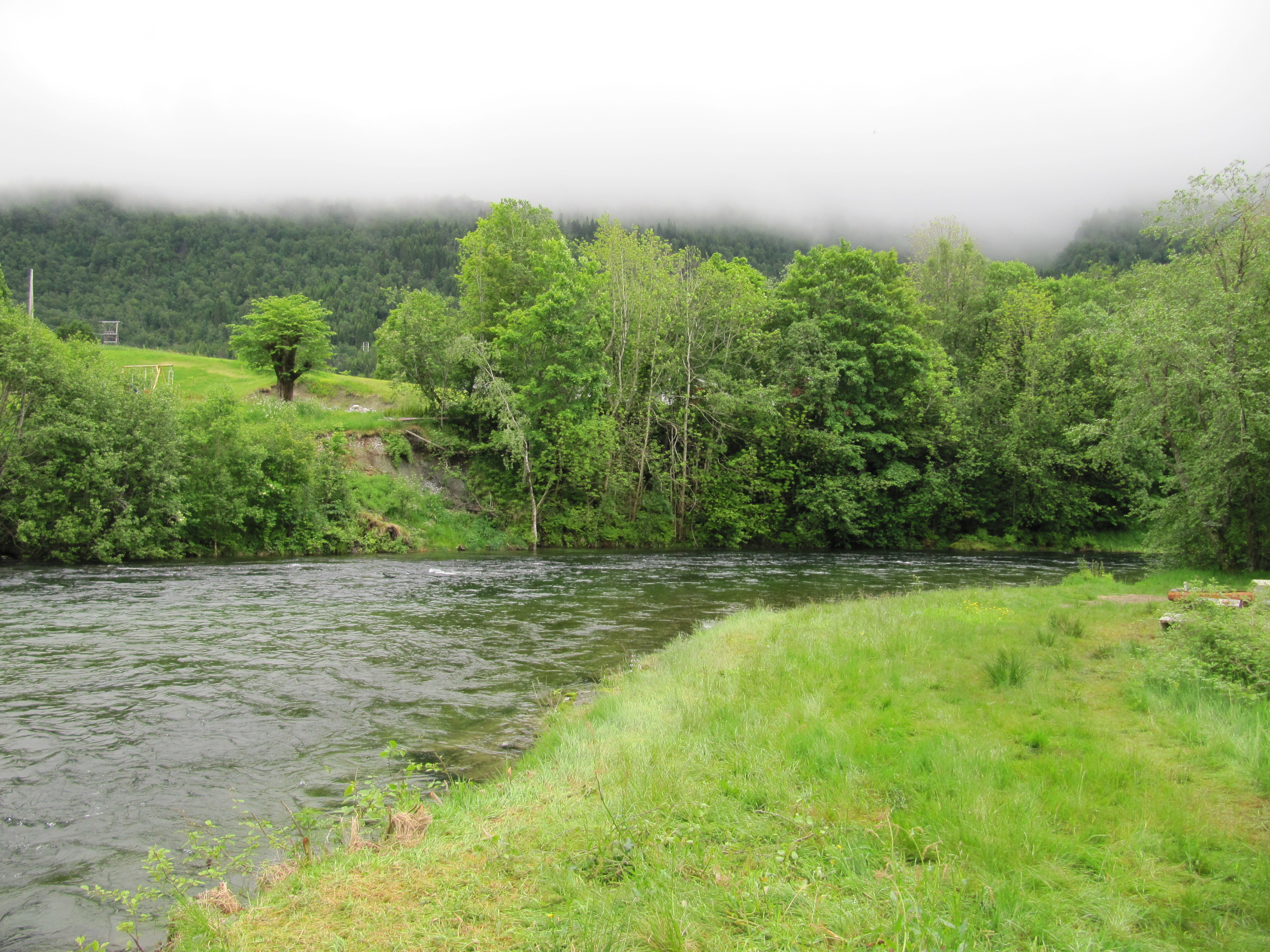 Svingen, Stokkenes, Eidselva