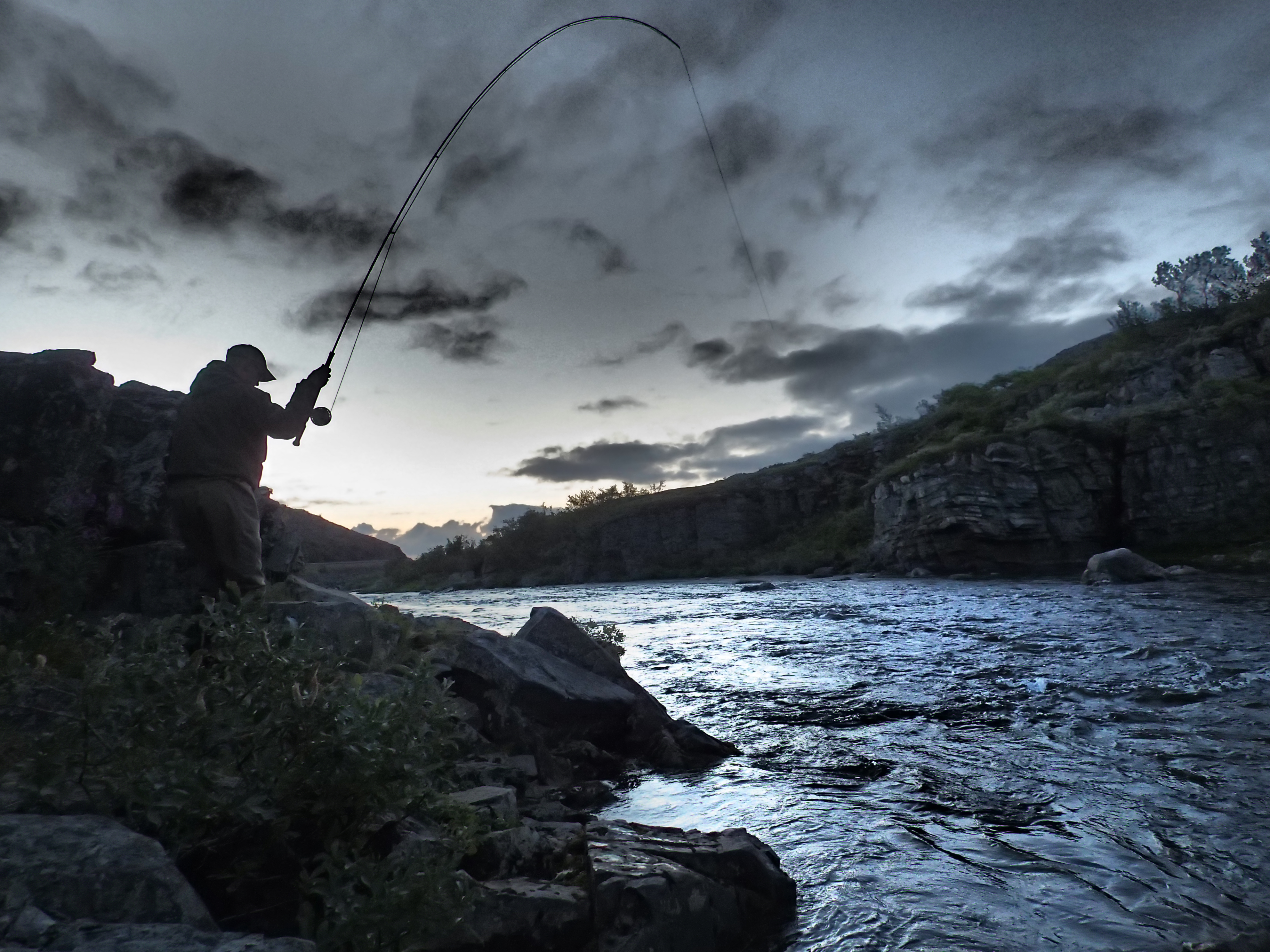Kongsfjordelva, Porten en svært populær fiskeplass. Kongsfjordelva byr på fantastiske fiskemuligheter