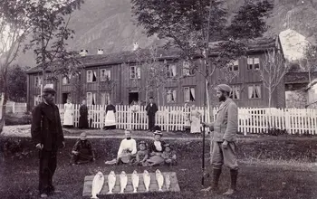 Rauma Elv – Halsa Hotell