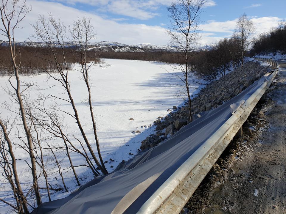 Pahanmukka. Her har det blitt utført veiarbeid i vinter, men forhåpentligvis vil det ikke påvirke fiskeplassen i noe særlig grad. Vi får håpe vegetasjonen kommer fort tilbake, så man igjen får kastet skygge ut i elva.