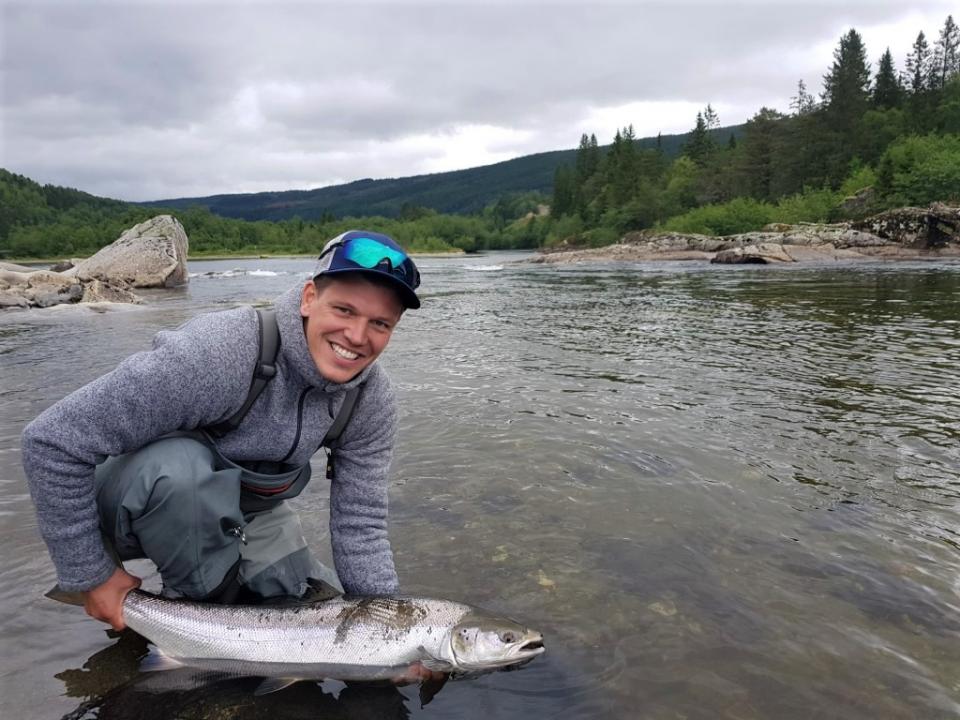 Orkla. Atle Løken, 7,6 kg, flue.