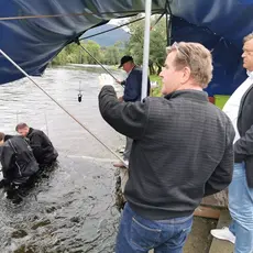 HI og NFDP i fiskefella i regi av Fikse Næringsforening