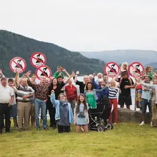 Demonstrasjon mot dumping av avfall i Førdefjorden