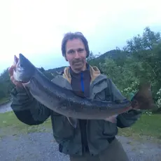 Fin laks på 6,6 kg tatt i Seterhølen på åpningen
