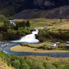 Flåmselva er en av de nasjonale lakseelvene.