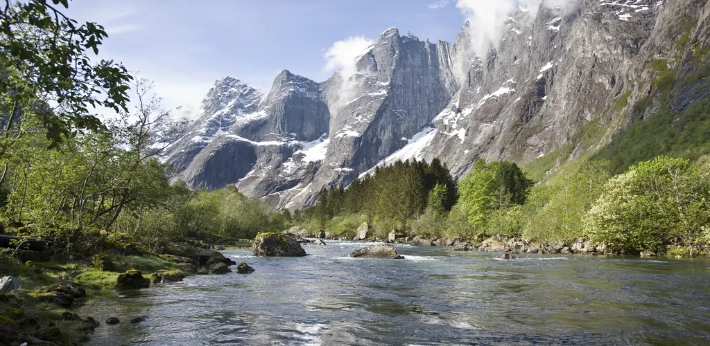 Rauma Elv Fivafossan. Fotograf: Anunatak AS