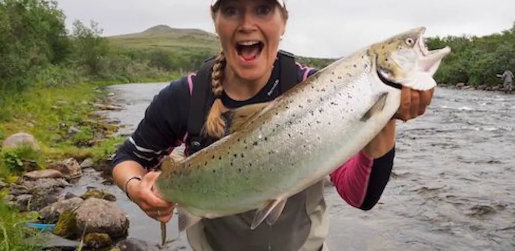 Kvinnedøgnet i Kongsfjordelva er populært