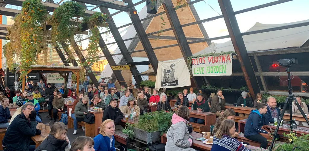 Markering mot gruvedumping på SALT i Oslo