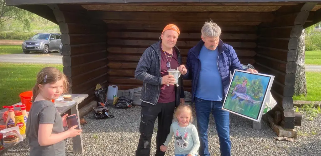 Overrekking av pris for største fangst i 2021