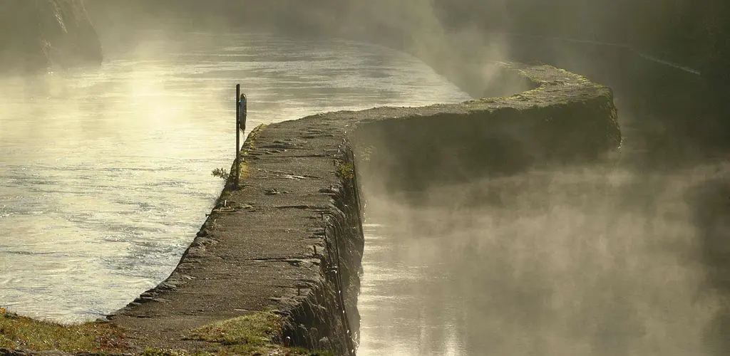 Dam og vandringshindre