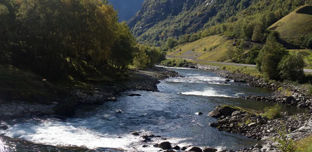 Hønjum Lærdalselva Hønjum Lærdalselva