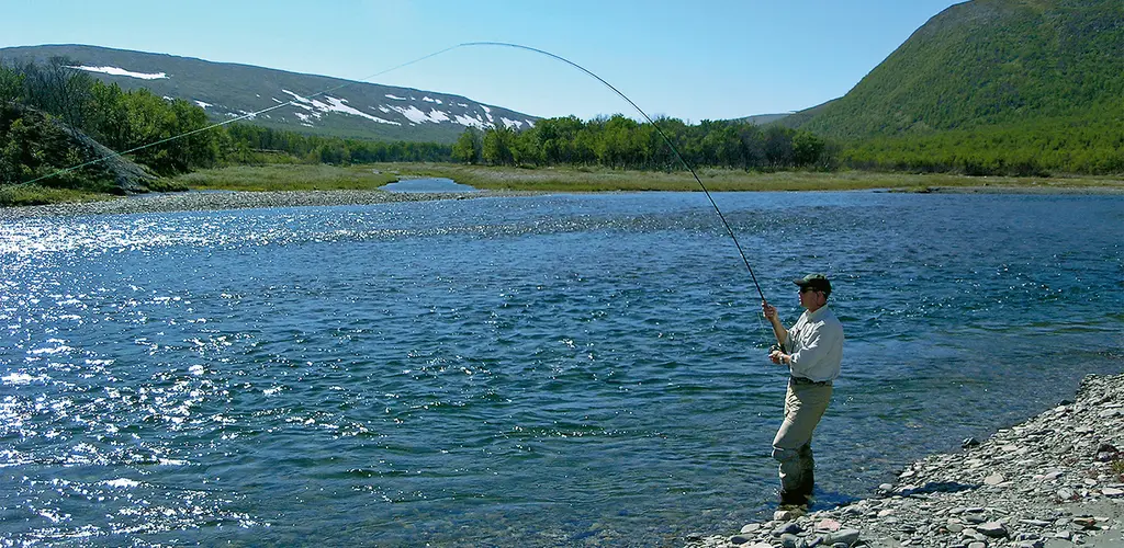 Smålaks på et av de nederste strekkene i Laggo.