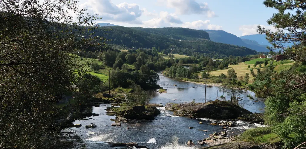 Hovefossen i Nausta